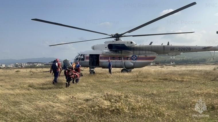 05:34, 07 Сентября 2026 Лавина накрыла 15 альпинистов в России: двое погибли