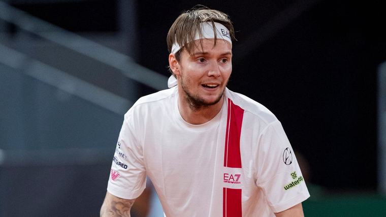Александр Бублик с победы стартовал в парном турнире US Open