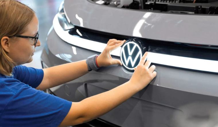 Кеше, 13:15 Атақты Volkswagen 50 мың жұмыс орнын қысқартуды жоспарлап отыр