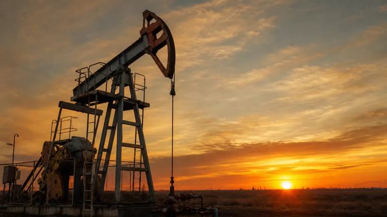 Транзит казахстанской нефти через Азербайджан хотят почти удвоить